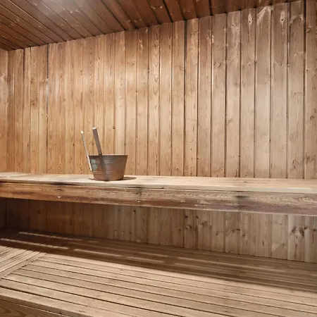 Сasa de vacaciones Gorgeous In Romo With Sauna